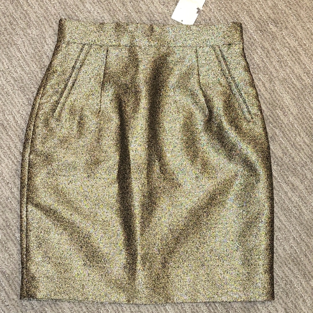 NWT H&M gold skirt size 8